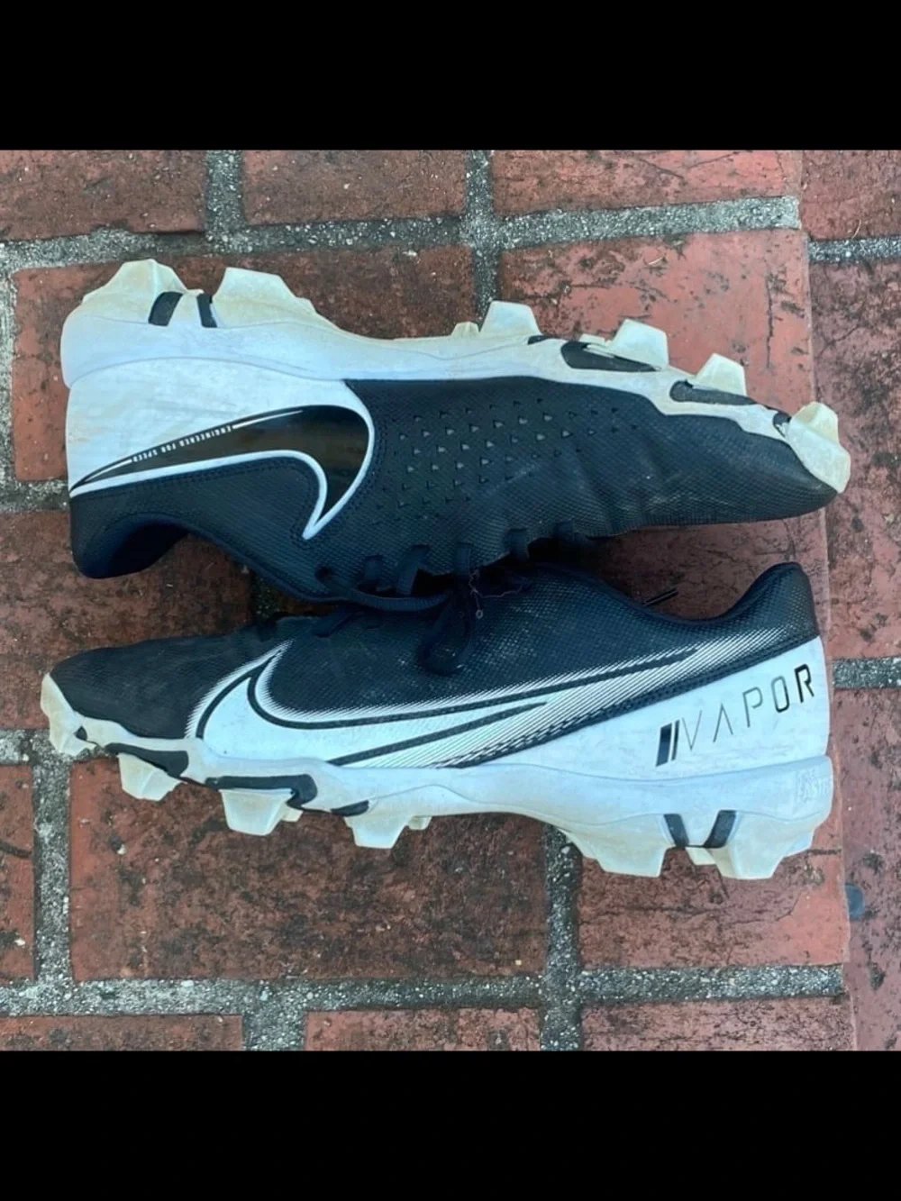 Nike Black and White Men's Cleats